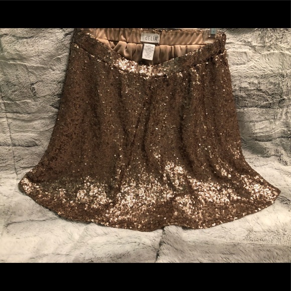 Gold Sequenced Skirt - Picture 3 of 8